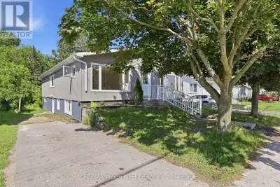 Awesome Rare Find. A Completely Renovated 3 Bedroom 1.5 Bathroom In A Great Location Close To All Am...