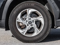 Now available at Guelph Hyundai, this feature-packed 2022 Hyundai Tucson Preferred AWD w/ Trend Pack... (image 3)