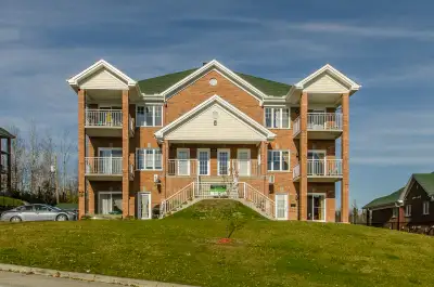 Disponible en Mars 2026 1321-303 Brulotte (Fleurimont), secteur tranquille Disponible pour Janvier 2...