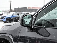 Power Sunroof | Heated Bucket Seats | Heated Steering Wheel | Dynamic Radar Cruise Control | Dual Cl... (image 6)