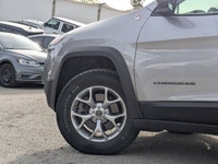 Look at this 2018 Jeep Cherokee Trailhawk. Its Automatic transmission and Regular Unleaded V-6 3.2 L... (image 8)