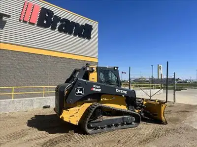 2021 John Deere 333G in Heavy Equipment in Saskatoon - Image 4
