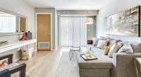 Broadstreet's Evergreen Bend offers 1, 2, and 3 bedroom pet friendly apartments for rent, in the nat... (image 4)