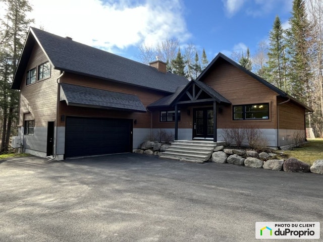 $1,095,000 - 2 Storey for sale in Mont-Tremblant — photo 1