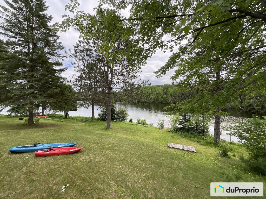 $575,000 - Cottage for sale in St-Alexis-Des-Monts — photo 2