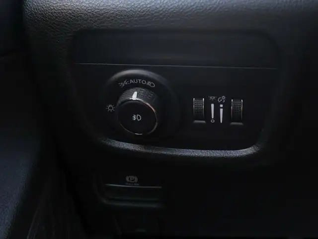 2024 Jeep Grand Cherokee L Limited- Memory / Heated Seats - Pwr in Cars & Trucks in Barrie - Image 34