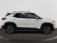 Welcome to Capital GMC! Check out this vehicle's pictures, features, options and specs, and let us k... (image 5)