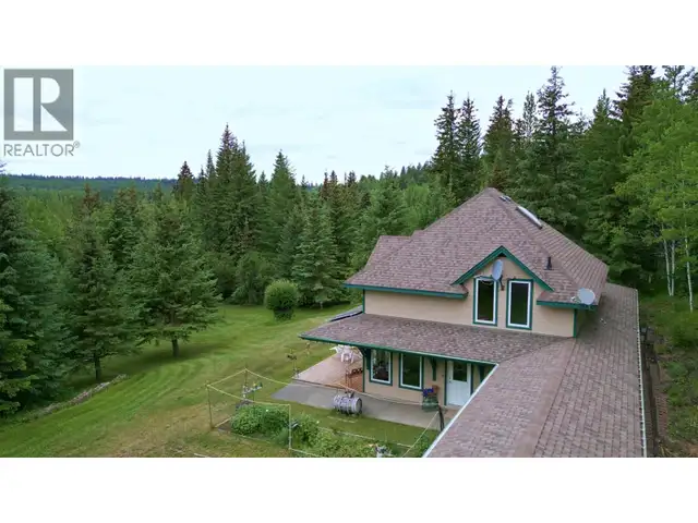 2842 PIONEER CRESCENT 150 Mile House, British Columbia in Houses for Sale in Williams Lake - Image 7