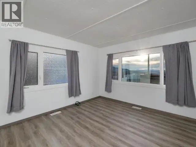 50-833 RANGE ROAD Whitehorse, Yukon in Houses for Sale in Whitehorse - Image 12