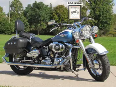 - Screamin' Eagle 6 Speed - Samson Cholo Exhaust This Beautiful 2005 Softail Deluxe has $10,000 in E...