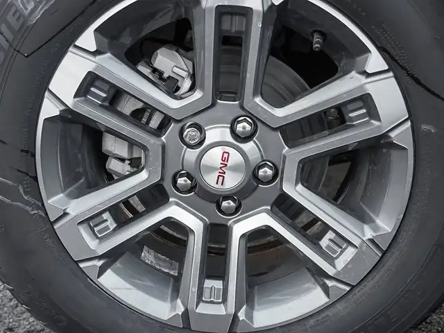 2027 GMC Terrain AWD Elevation574230077857474568