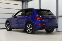 Hybride branchable/ Black Optics /Traction intégrale Audi quattro / Sièges sports et volant en cuir... (image 6)