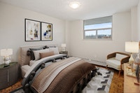 2 Bed, 1.5 Bath, Spacious, Hardwood Flooring with Amazing Amenities, Unit Available! Contact us at 9... (image 4)