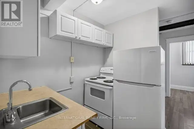2 - 109 BALSAM AVENUE S Hamilton (Stipley), Ontario in Long Term Rentals in Hamilton - Image 12