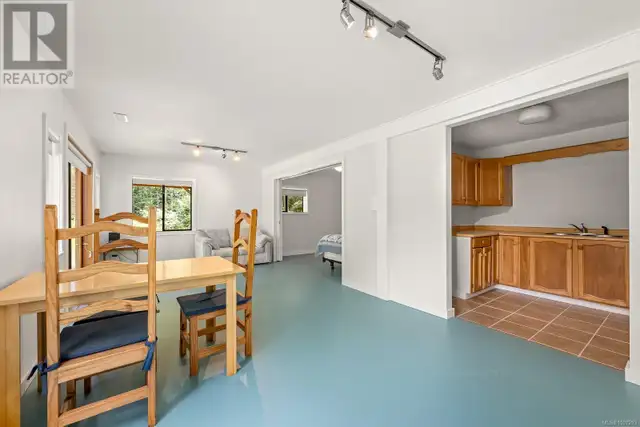 9900 Greenhill Rd Denman Island, British Columbia in Houses for Sale in Comox / Courtenay / Cumberland - Image 29