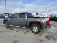 OnStar, Air Conditioning, Power Windows, Cruise Control! SALES HOTLINE sales@cranbrooktoyota.com |25... (image 2)