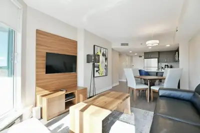 Luxurious Furnished Suites in Downtown Ottawa Planning for a short stay? Minto One80five offers eleg...