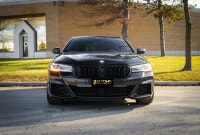 2022 BMW M550i xDrive – Twin-Turbo V8 Power, Luxury, and Precision Key Features & Options 4.4L TwinP... (image 1)