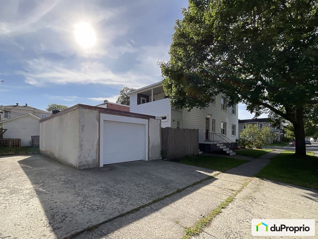 $545,000 - 2 Storey for sale in St-Hyacinthe — photo 3