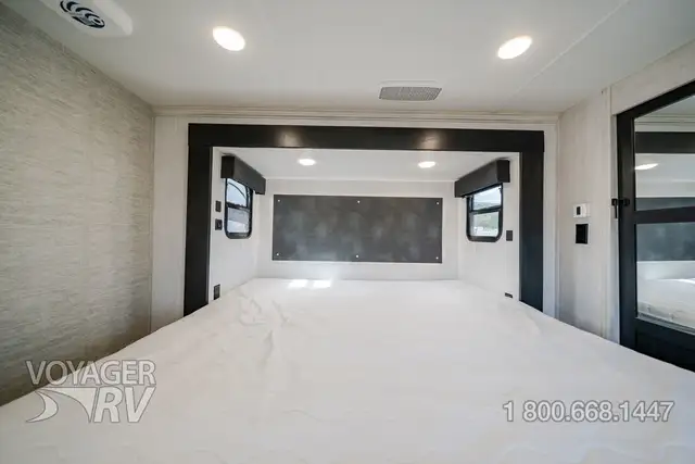 2023 Heartland Bighorn 3215RL in Travel Trailers & Campers in Kelowna - Image 23