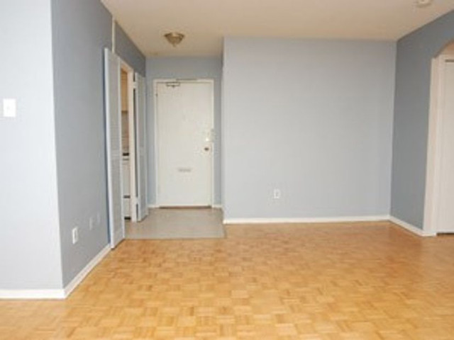 1 Bedroom 1 Bath Apartment For Rent - 2185 Lawrence Ave E in Long Term Rentals in City of Toronto - Image 3