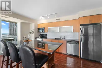 1011 - 80 WESTERN BATTERY ROAD Toronto (Niagara), Ontario