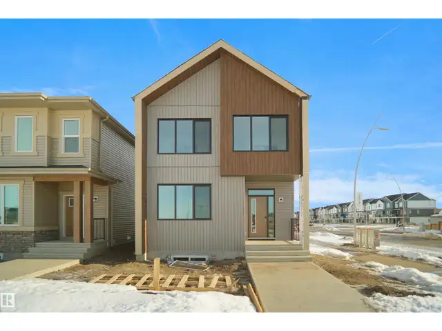 17506 5A ST NE Edmonton, Alberta in Houses for Sale in Strathcona County - Image 2