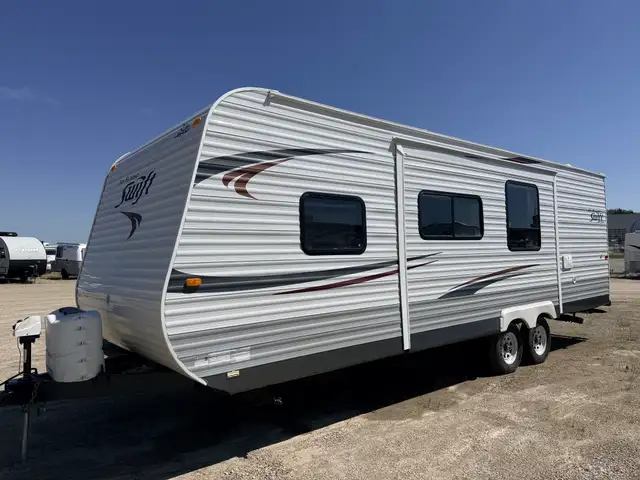 2012 Jayco JAY FLIGHT 26 BH in Travel Trailers & Campers in St. Albert - Image 4