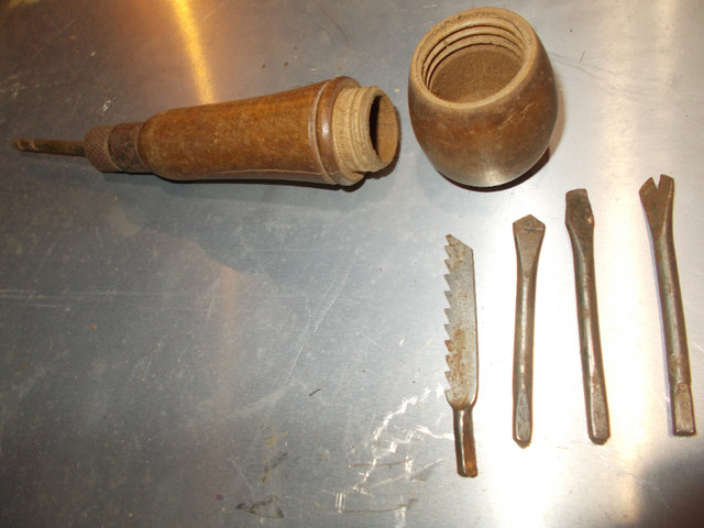 Antique Screw Driver in Other in Annapolis Valley - Image 3