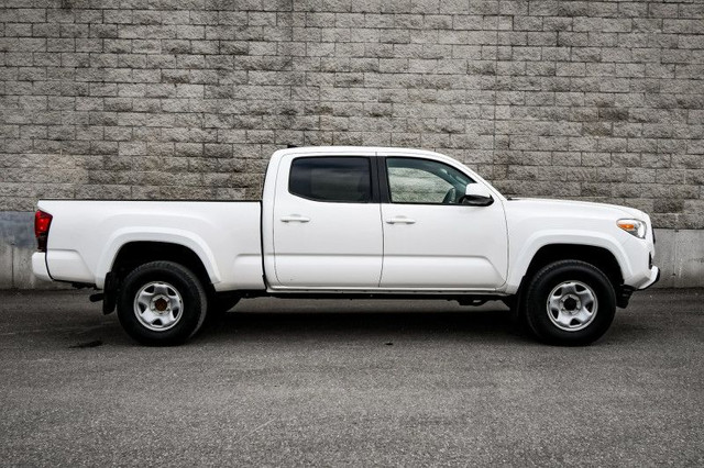 2022 Toyota Tacoma SR • BEDLINER • HEATED SEATS • ADAPTIVE CRUIS in Cars & Trucks in Cornwall - Image 2