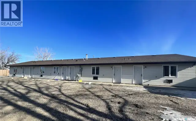 447 Saskatchewan STREET Elbow, Saskatchewan in Commercial & Office Space for Sale in Moose Jaw - Image 4