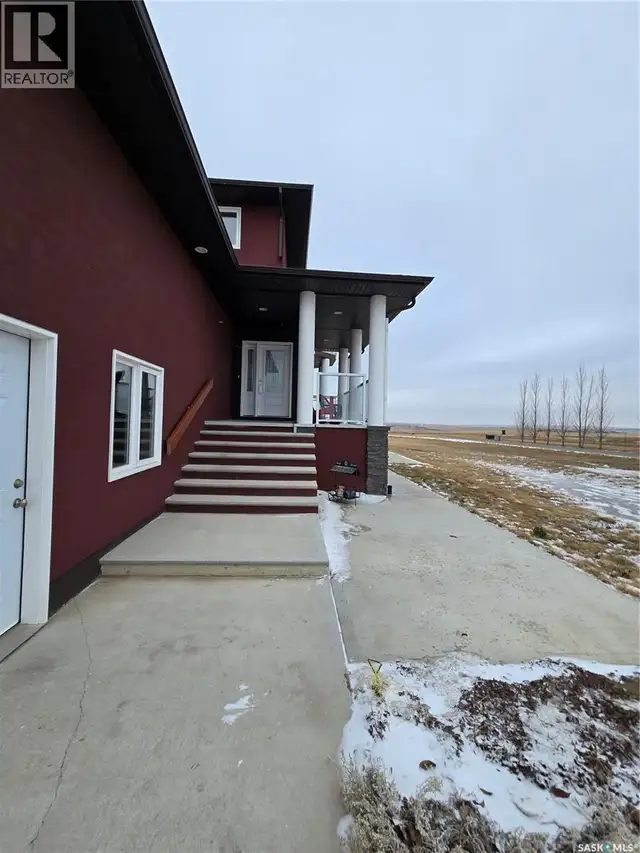 111 Westview DRIVE Swift Current Rm No. 137, Saskatchewan in Houses for Sale in Swift Current - Image 5
