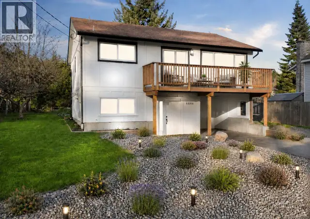 4644 Macintyre Ave Courtenay, British Columbia in Houses for Sale in Comox / Courtenay / Cumberland - Image 2
