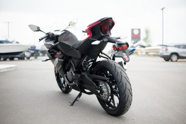 2024 CFMOTO 300SS in Street, Cruisers & Choppers in Strathcona County - Image 4
