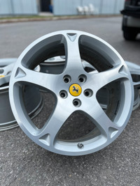19" Ferrari California OEM Wheels - TPMS - 5x114.3