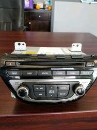 2013 Hyundai Genesis Coupe Radio w/Navigation