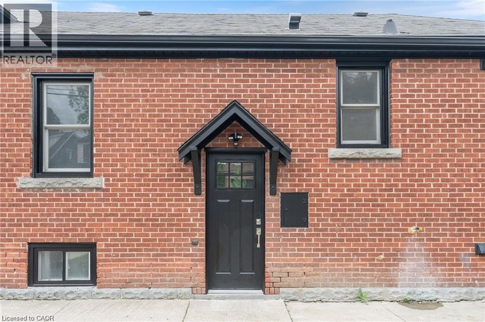 47 MACDONALD Avenue Unit# Basement Hamilton, Ontario 3