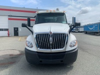 Ryder Stock ID: 239955 Transmission Type/Speed: AMT 13 Engine: DIESEL X15 GHG'17 450/1800 Horse Powe... (image 1)