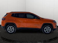 Premium Cloth/Vinyl Bucket Seats, Remote Start System, Heated Front Seats, Heated Steering Wheel, Uc... (image 5)