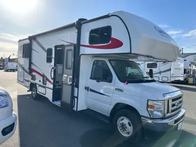 Come view the ultimate 4-Season RV. The Forester 2651CD has been designed exclusively for CanaDream...