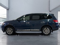 Check out this vehicle's pictures, features, options and specs, and let us know if you have any ques... (image 1)