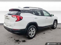 Experience the confidence and versatility of the 2022 GMC Terrain. This used SUV offers a smooth rid... (image 5)