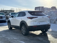 AMVIC Licensed Dealer * Heated Front Seats * Heated Steering Wheel * A Snowflake White Pearl Mazda C... (image 3)