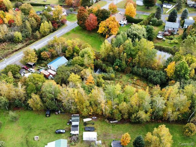 Terre à vendre Parc et Jardin unique au Québec dans Terrains à vendre  à Granby - Image 2