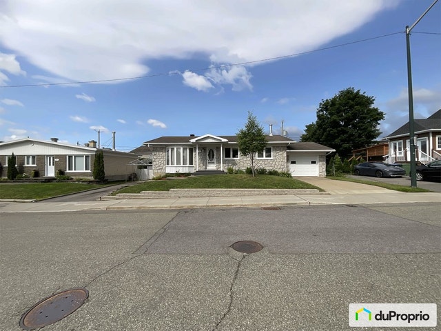 $460,000 - Bungalow for sale in Beauport — photo 2