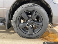 This Ram 1500 Classic boasts a Regular Unleaded V-6 3.6 L/220 engine powering this Automatic transmi... (image 8)
