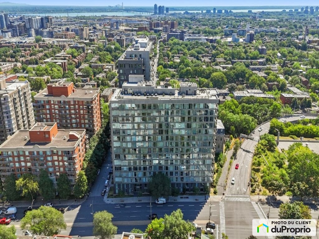 $458,000 - Condominium in Ville-Marie (downtown, old Mtl) — photo 1