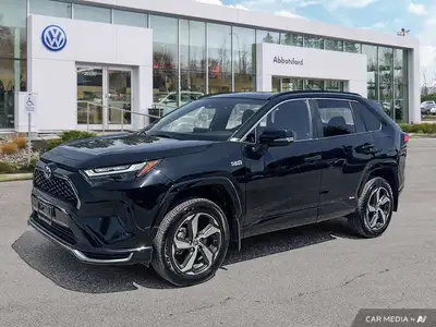 Only 8,950 Miles! This Toyota RAV4 Prime delivers a Gas/Electric I-4 2.5 L/152 engine powering this...