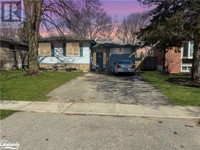 11 LONSDALE Place Barrie, Ontario
