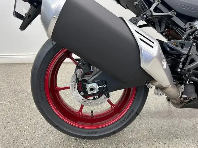 2025 Suzuki GSX-R1000RM5 Sport - V6595 - -No Payments for 1 Year in Sport Bikes in Markham / York Region - Image 17